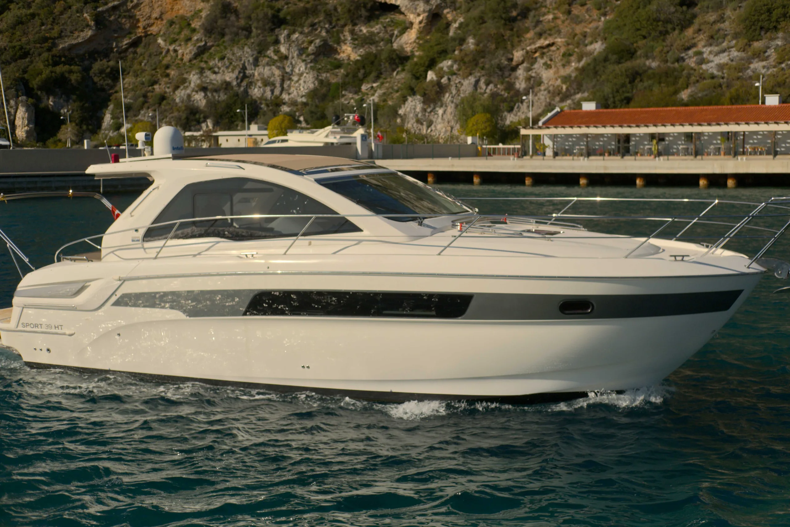 Bavaria Sport 39 HT